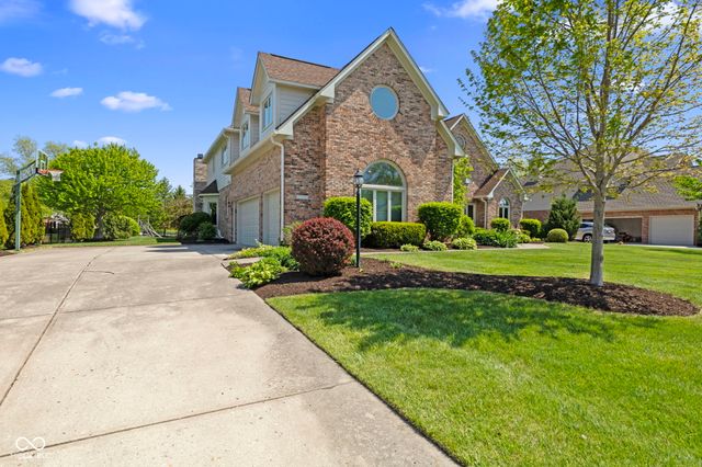 12541 Pembrooke Circle, Carmel, IN 46032