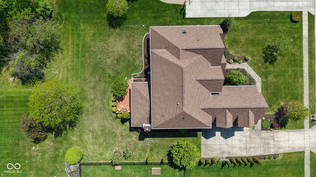 12541 Pembrooke Circle, Carmel, IN 46032
