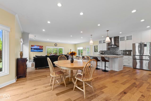 12541 Pembrooke Circle, Carmel, IN 46032