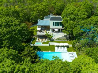 94 Tanager Lane, Water Mill, NY 11976
