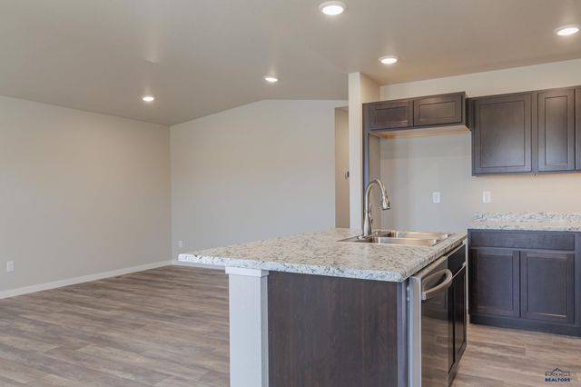349 N VALLEY DR, Rapid City, SD 57703