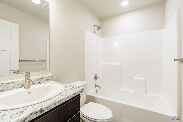 349 N VALLEY DR, Rapid City, SD 57703