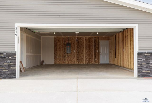 349 N VALLEY DR, Rapid City, SD 57703
