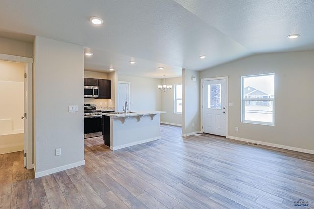 349 N VALLEY DR, Rapid City, SD 57703
