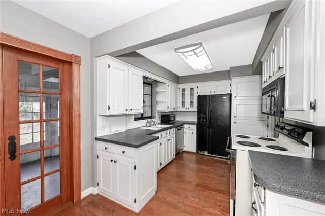 202 Westover Drive, Akron, OH 44313