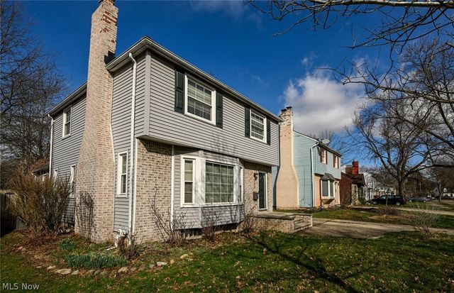 202 Westover Drive, Akron, OH 44313