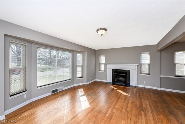 202 Westover Drive, Akron, OH 44313