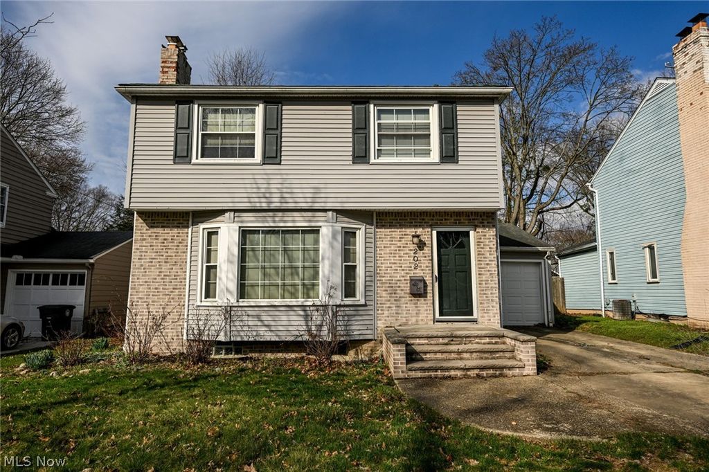 202 Westover Drive, Akron, OH 44313