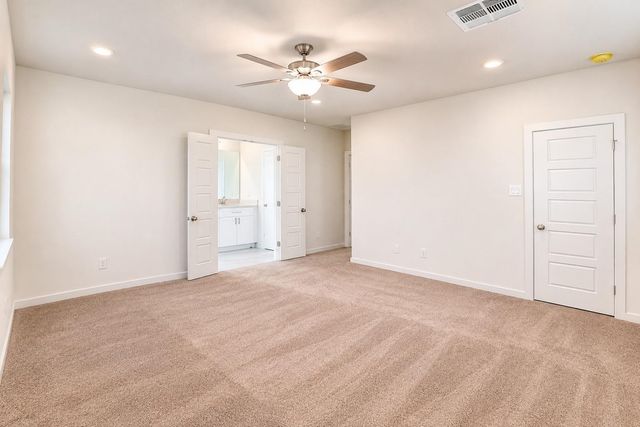 6443 Escondido Dr, Rosharon, TX 77583