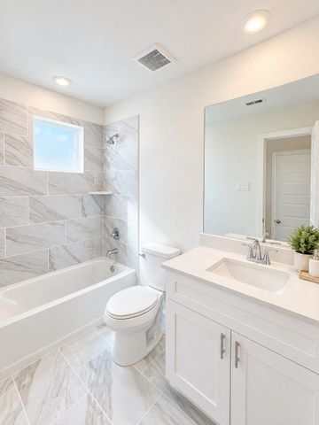 6443 Escondido Dr, Rosharon, TX 77583