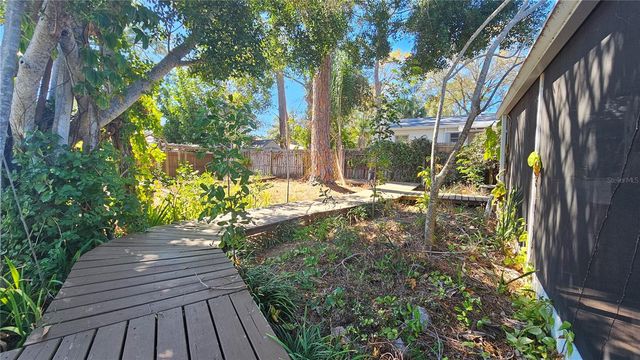 208 48TH AVENUE N, St Petersburg, FL 33703