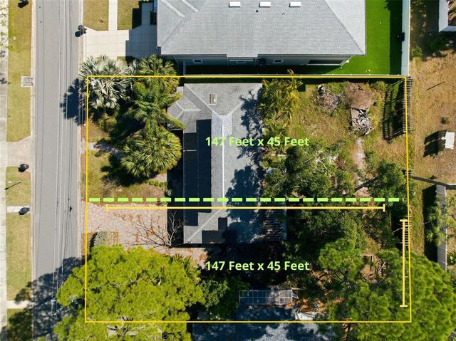 208 48TH AVENUE N, St Petersburg, FL 33703