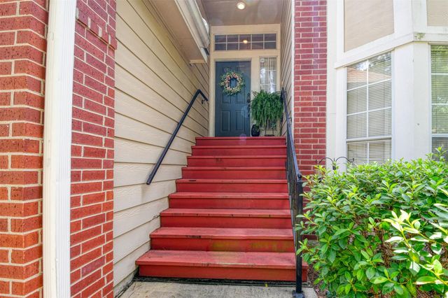 109 Avonlea Drive, The Woodlands, TX 77382