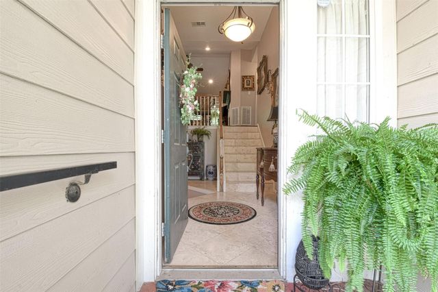 109 Avonlea Drive, The Woodlands, TX 77382