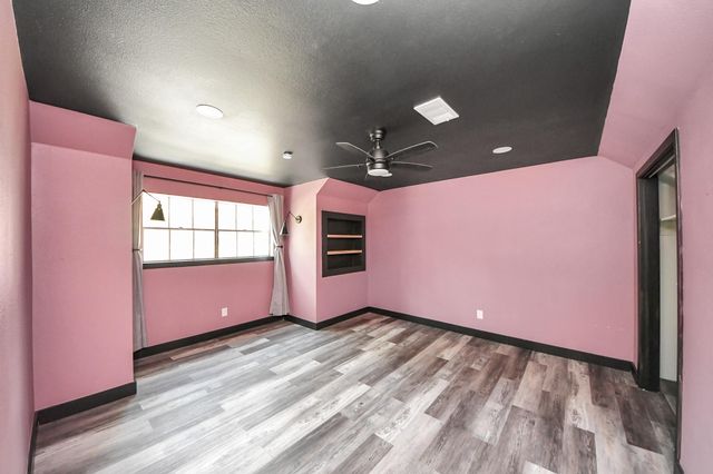 1013 Stevens Avenue, Conroe, TX 77301