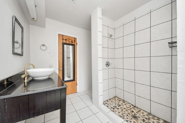 1013 Stevens Avenue, Conroe, TX 77301