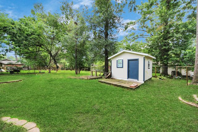 1013 Stevens Avenue, Conroe, TX 77301