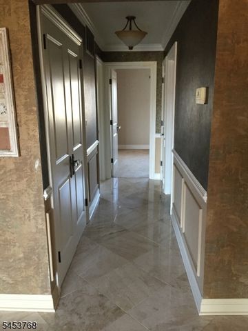 825 Riverside Ave 106, Lyndhurst Twp., NJ 07071