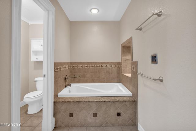 7072 LUZ DE ESPEJO Drive, El Paso, TX 79912