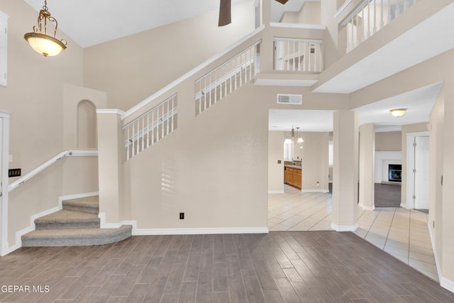 7072 LUZ DE ESPEJO Drive, El Paso, TX 79912