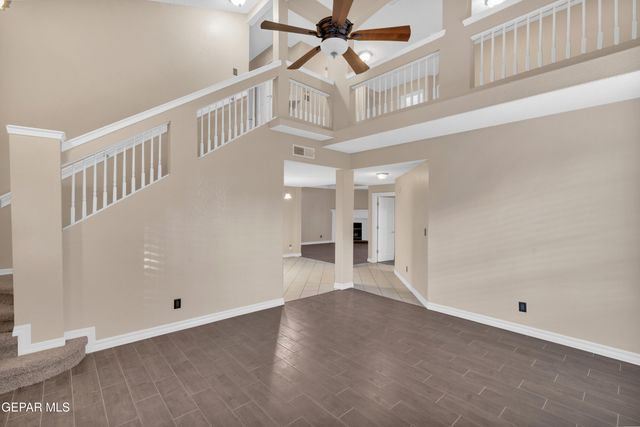 7072 LUZ DE ESPEJO Drive, El Paso, TX 79912