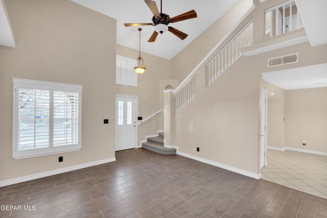 7072 LUZ DE ESPEJO Drive, El Paso, TX 79912