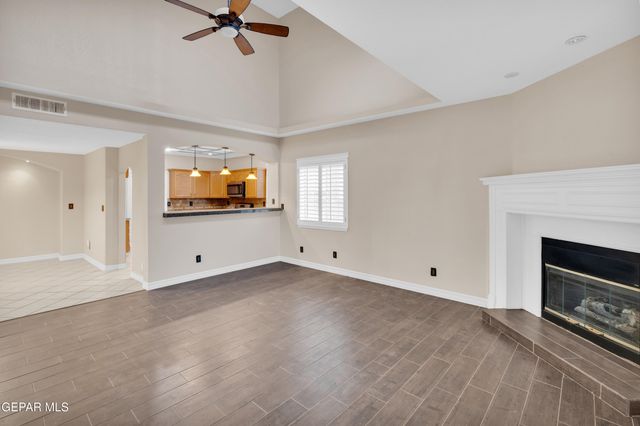 7072 LUZ DE ESPEJO Drive, El Paso, TX 79912