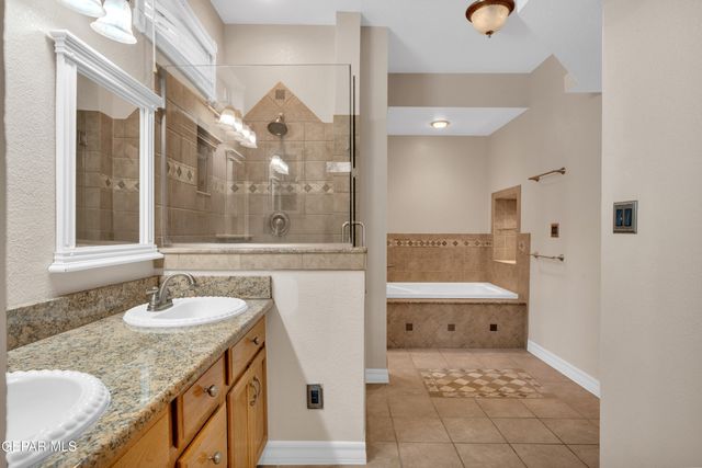 7072 LUZ DE ESPEJO Drive, El Paso, TX 79912