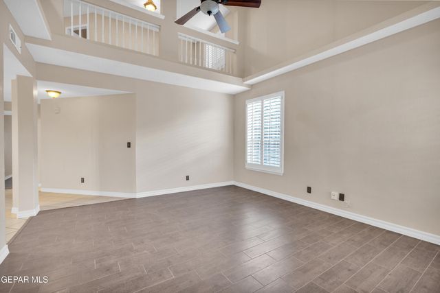 7072 LUZ DE ESPEJO Drive, El Paso, TX 79912