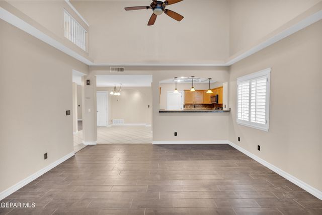 7072 LUZ DE ESPEJO Drive, El Paso, TX 79912