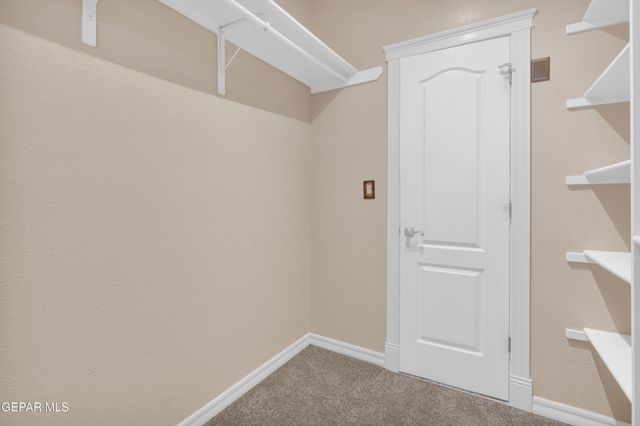 7072 LUZ DE ESPEJO Drive, El Paso, TX 79912