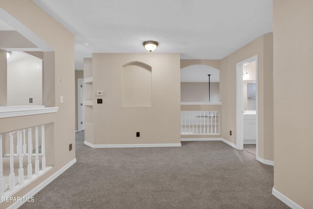 7072 LUZ DE ESPEJO Drive, El Paso, TX 79912