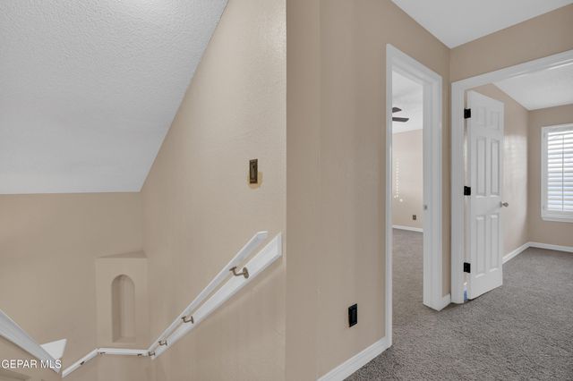 7072 LUZ DE ESPEJO Drive, El Paso, TX 79912