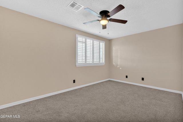 7072 LUZ DE ESPEJO Drive, El Paso, TX 79912