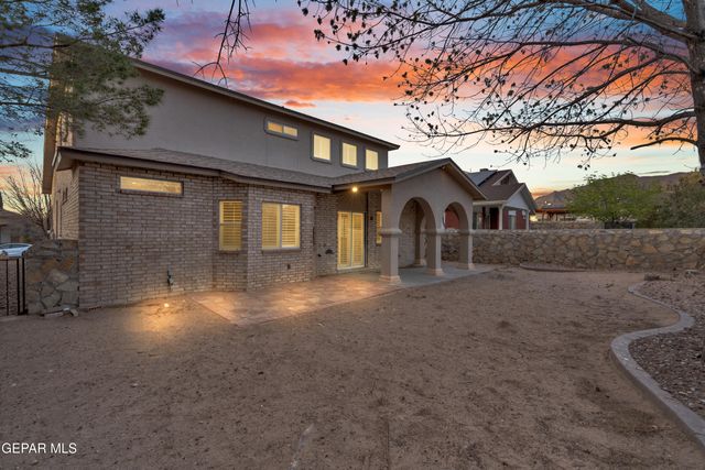 7072 LUZ DE ESPEJO Drive, El Paso, TX 79912