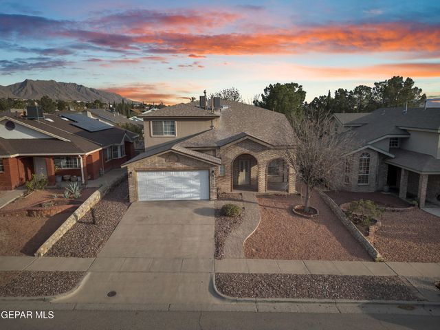 7072 LUZ DE ESPEJO Drive, El Paso, TX 79912