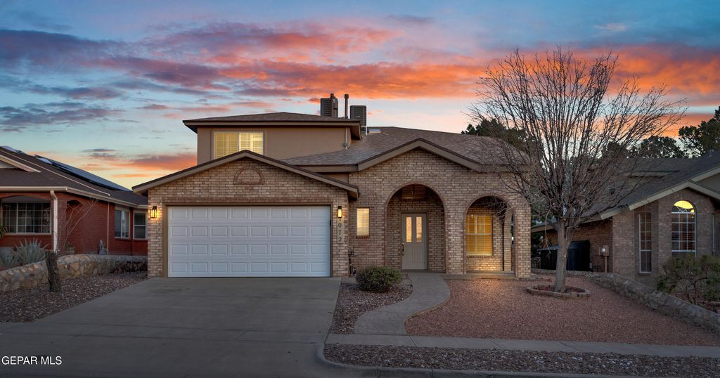 7072 LUZ DE ESPEJO Drive, El Paso, TX 79912