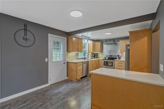 305 Myrtle Street, Syracuse, NY 13204