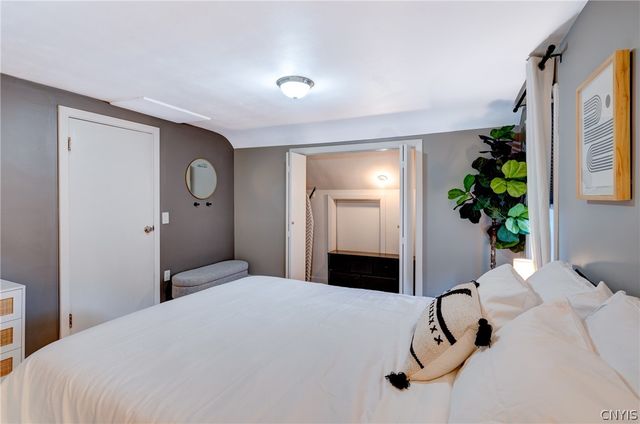 305 Myrtle Street, Syracuse, NY 13204