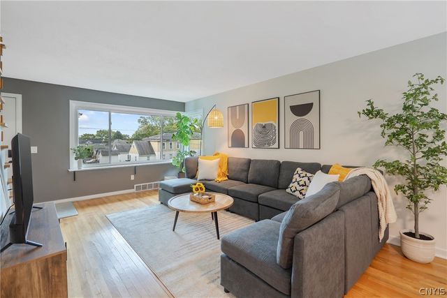 305 Myrtle Street, Syracuse, NY 13204