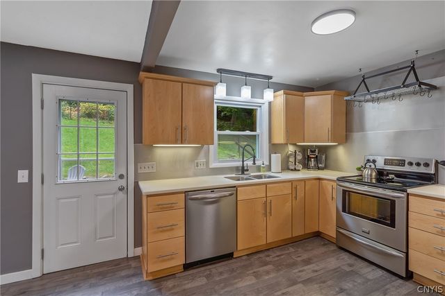 305 Myrtle Street, Syracuse, NY 13204