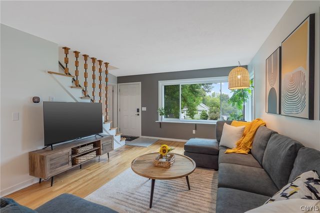 305 Myrtle Street, Syracuse, NY 13204