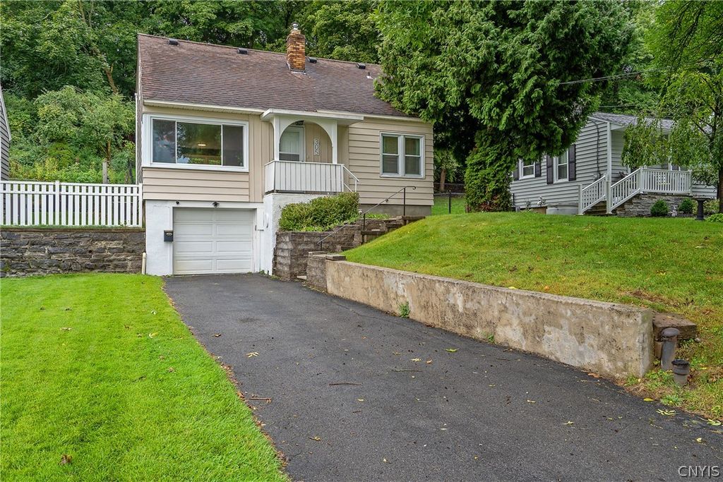 305 Myrtle Street, Syracuse, NY 13204