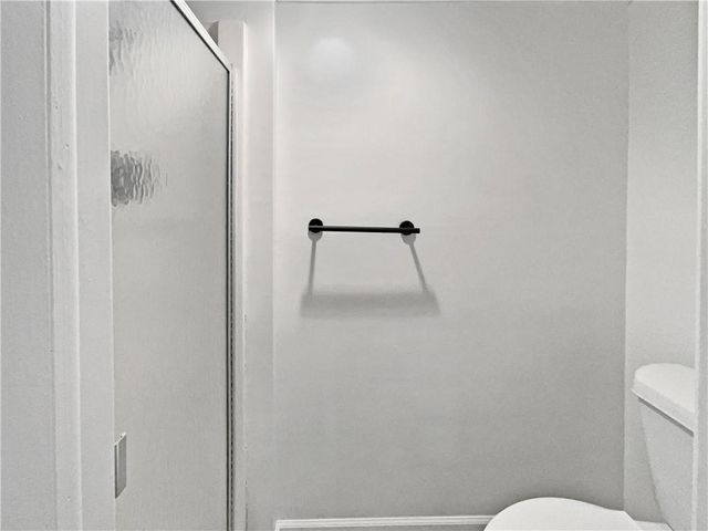 7821 N Overland Drive, Kansas City, MO 64151