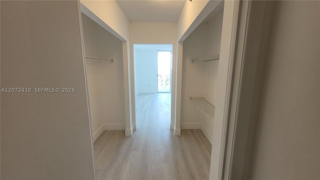 20515 E Country Club Dr 1249, Aventura, FL 33180
