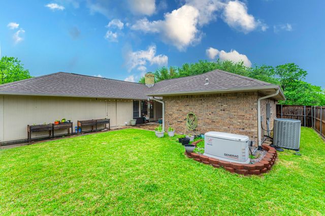 1500 Sunnyslope Drive, Carrollton, TX 75007