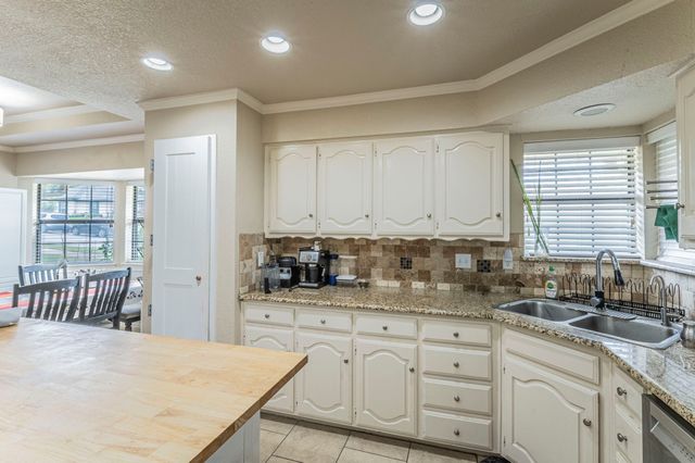 1500 Sunnyslope Drive, Carrollton, TX 75007