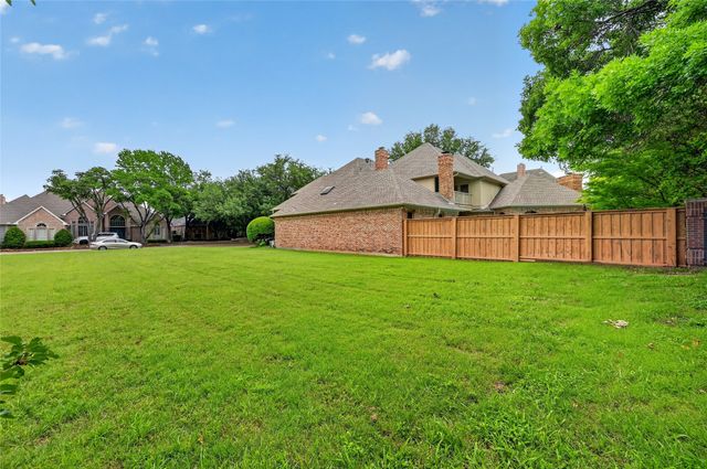 2628 Torrey Pines Drive, Fort Worth, TX 76109