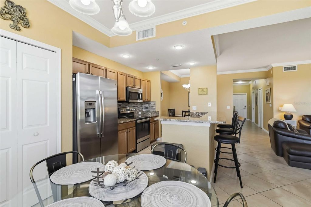 Image 16 of property listing at 7019 RIVER HAMMOCK DRIVE 202, Bradenton, FL 34212