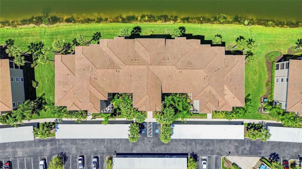 Image 37 of property listing at 7019 RIVER HAMMOCK DRIVE 202, Bradenton, FL 34212